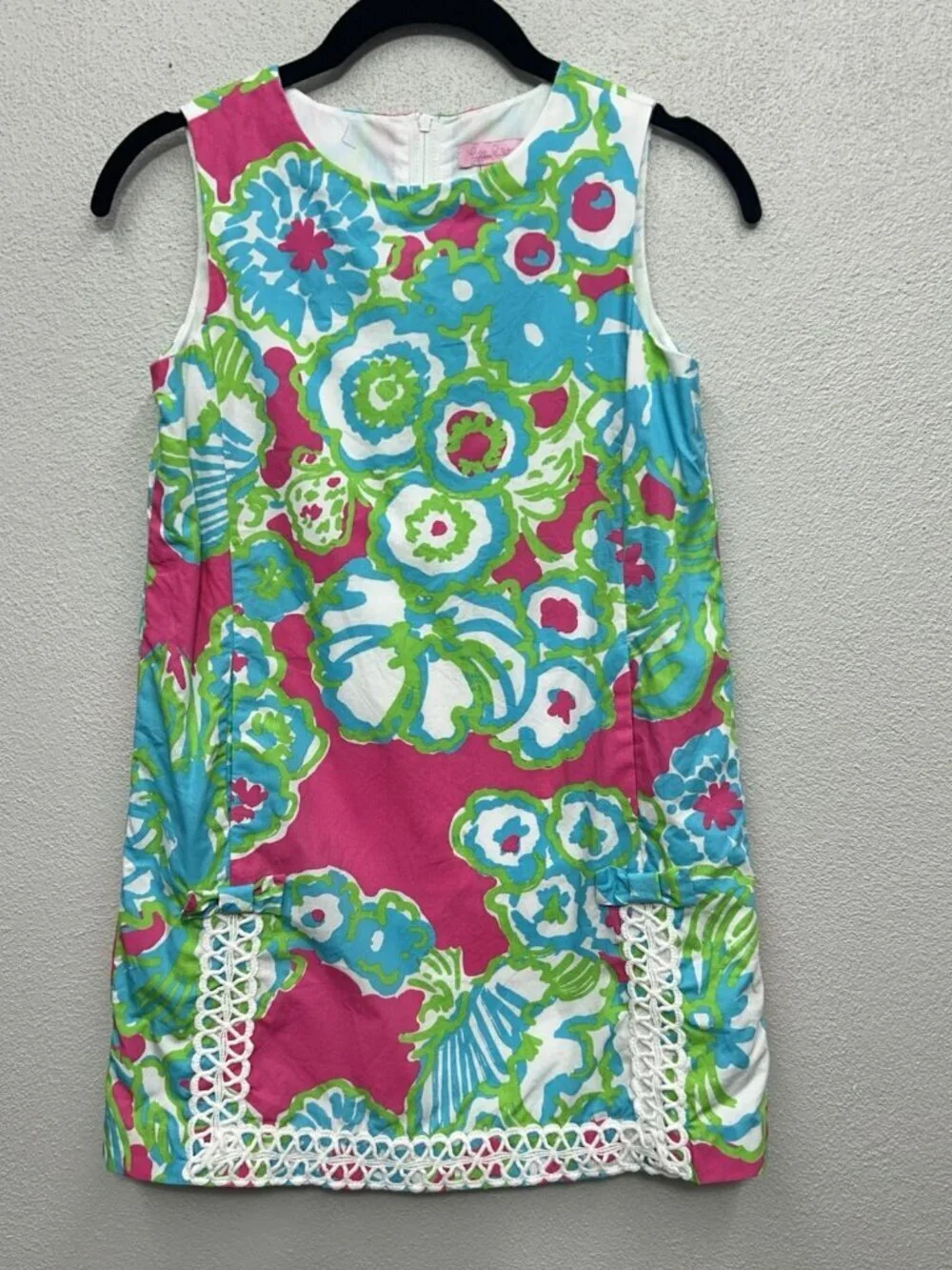 Lilly Pulitzer great size